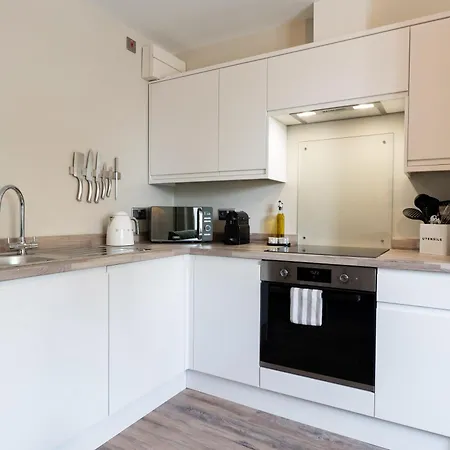 Apartment Wellington Place I Your