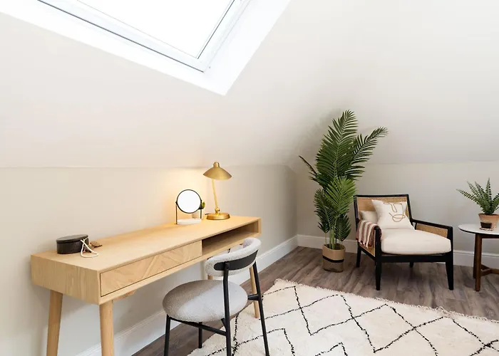 Wellington Place I Your Apartamento