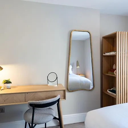 Wellington Place I Your Apartamento *