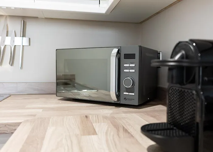 Wellington Place I Your Бристоль