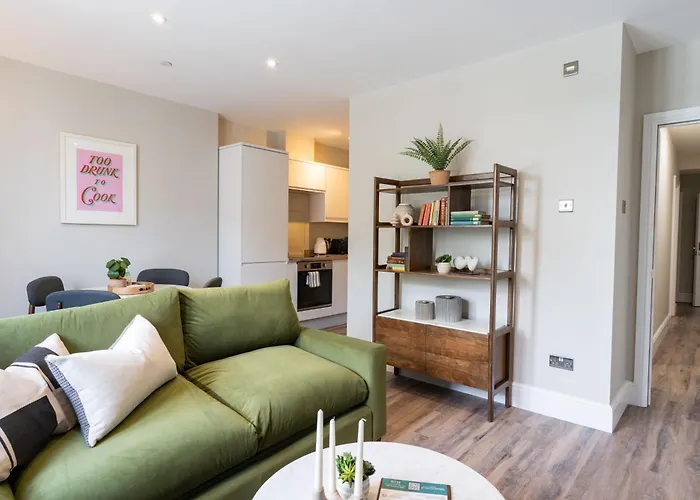 Wellington Place I Your Апартаменты Бристоль