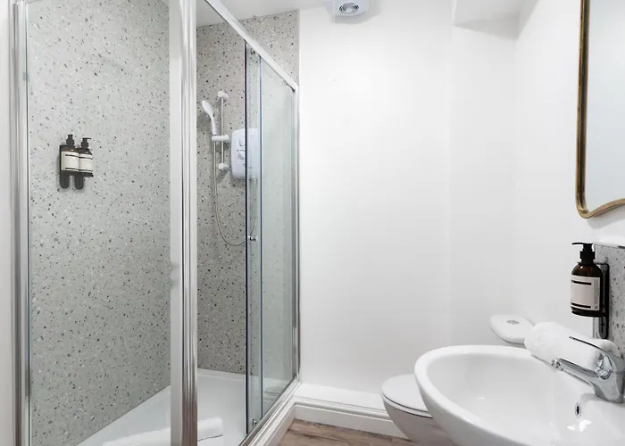 Wellington Place I Your Апартаменты *